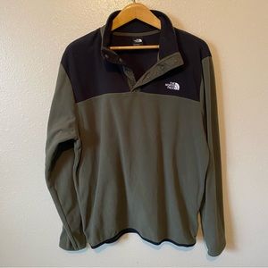 The North Face Lightweight Fleece